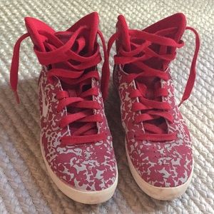 Rare, Nike women’s red high top sneakers size 6.5